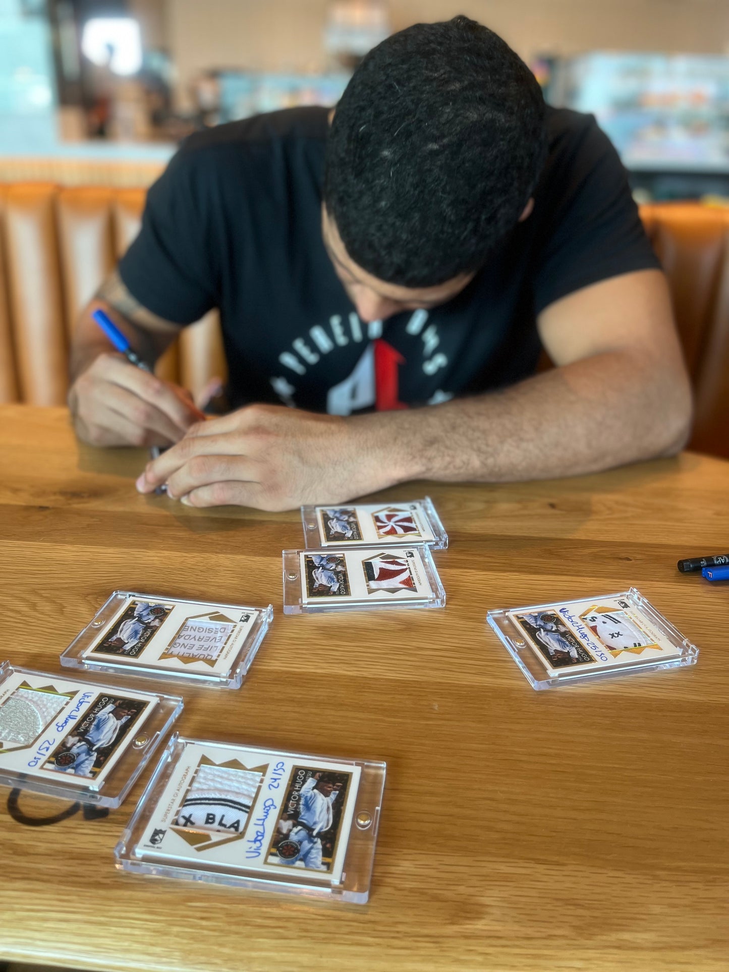 VICTOR HUGO 2023 GOLD INFINITY ♾ SERIES GI PATCH AUTOGRAPH CARD